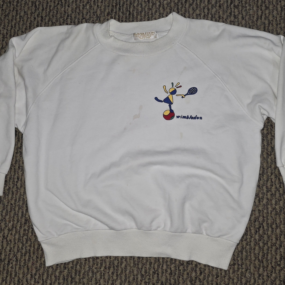 Wimbledon White Sweater with Tennis Graphic